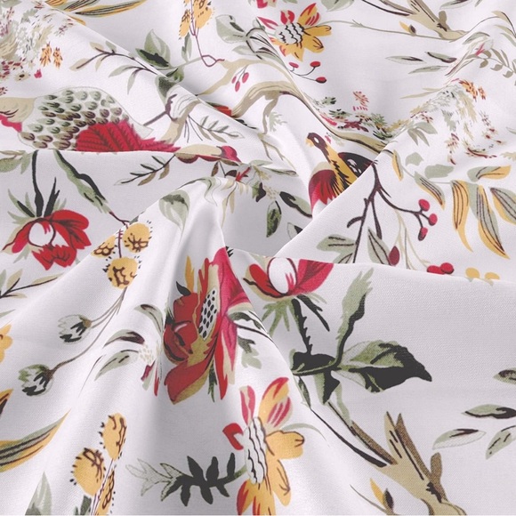 COPY - COPY - Bed Spread Full size 100% cotton spread/ coverlet
Reversible  60 … - Picture 2 of 4